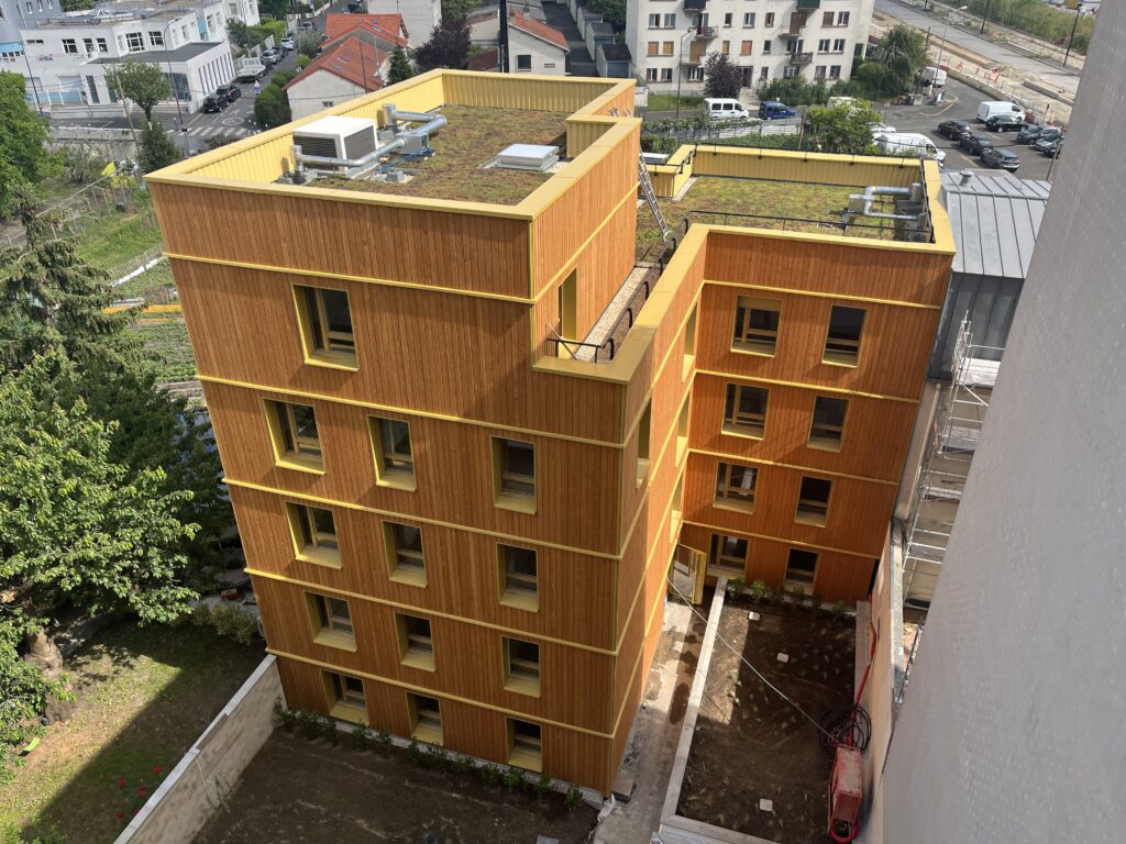 20250522_142820605_iOS