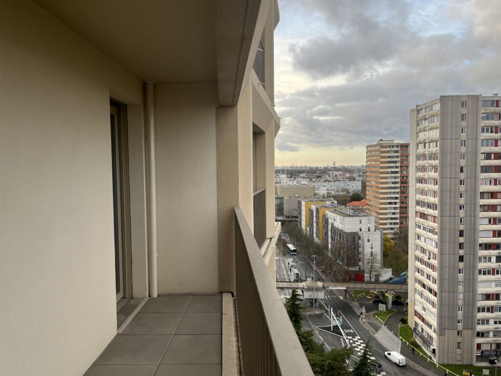 20251204_145035381_iOS