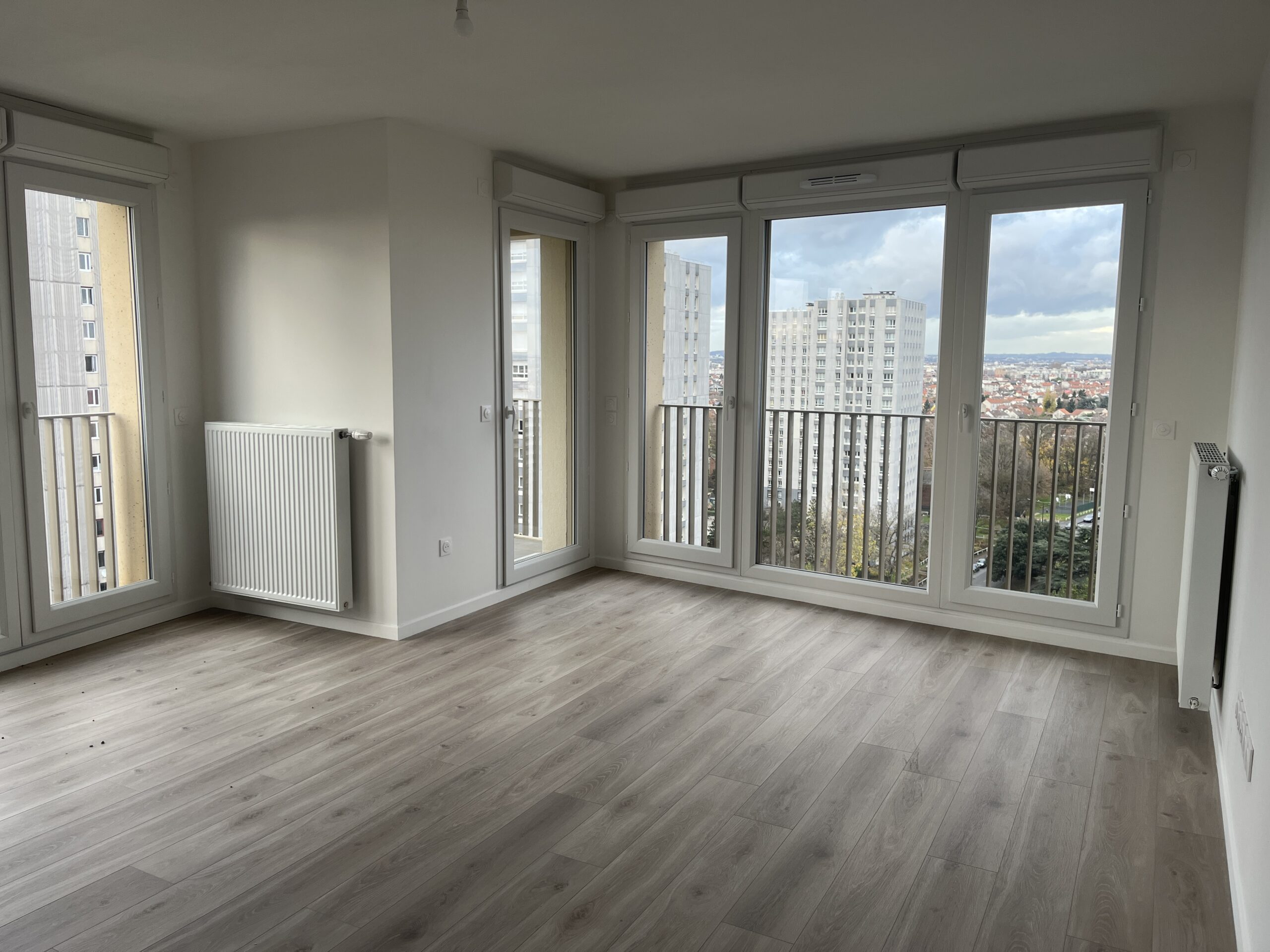 20251204_145053287_iOS